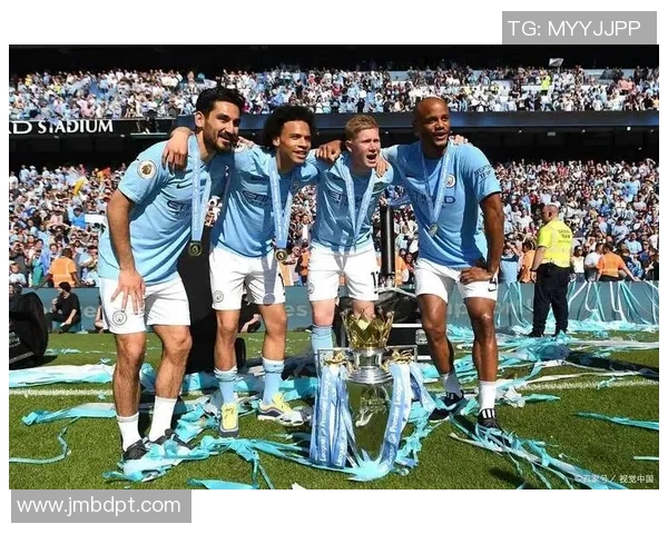 巴萨与曼城在国际冠军杯的精彩对决回顾与赛后分析